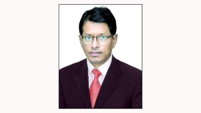 ডিজিটাল ডিভাইস এড়ানো যাবে না, তবে ‘আসক্তি’ নিয়ে সতর্ক থাকার আহ্বান