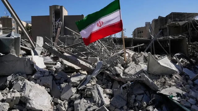 ইরান ইসরায়েলের বিরুদ্ধে পূর্ণমাত্রার হামলার হুঁশিয়ারি দিলো