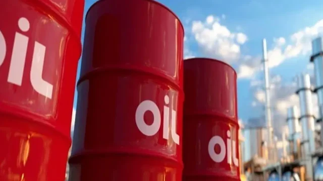 যুদ্ধবিরতি নিয়ে অনিশ্চয়তা, তেলের দাম বেড়েছে ৪ শতাংশ