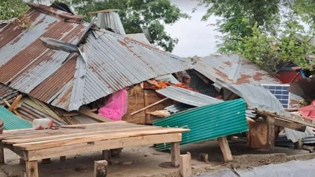 ভোলায় কালবৈশাখীর তাণ্ডবে ১৫ ঘরবাড়ি-দোকান লণ্ডভণ্ড